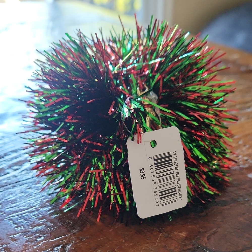 Bath & Body Works Red & Green Tinsel Pom Garland Accent PocketBac Holder